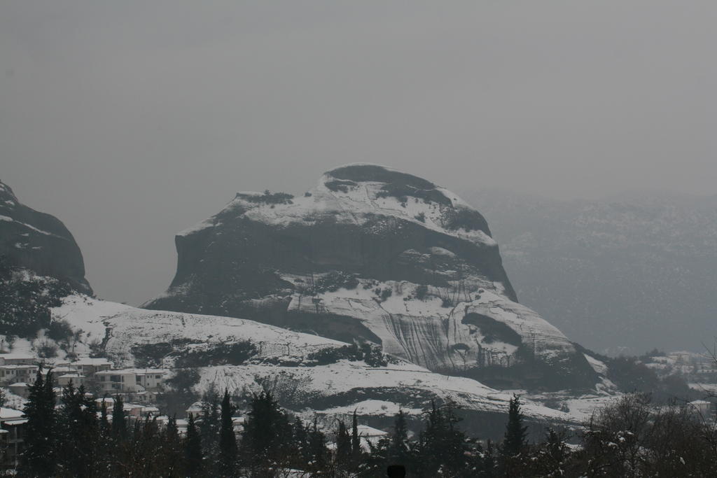 Meteora Garden Bed and Breakfast Καλαμπάκα Εξωτερικό φωτογραφία