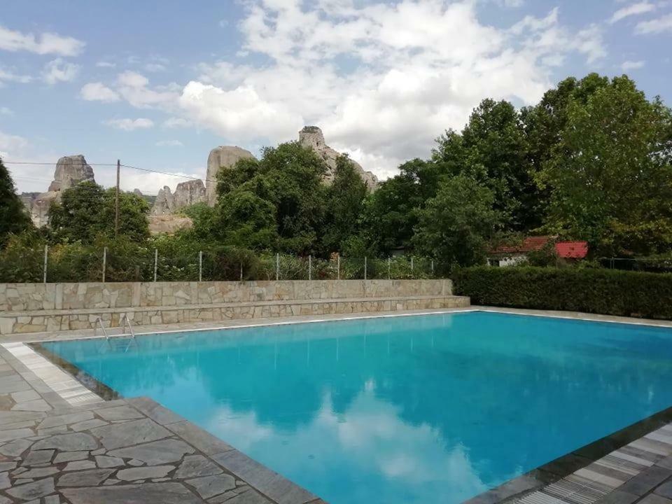 Meteora Garden Bed and Breakfast Καλαμπάκα Εξωτερικό φωτογραφία